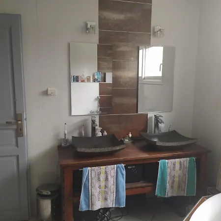 Homestay A Ste Helene